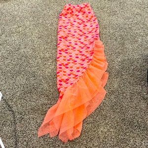 Girls mermaid skirt for swim or dress up size 7/8